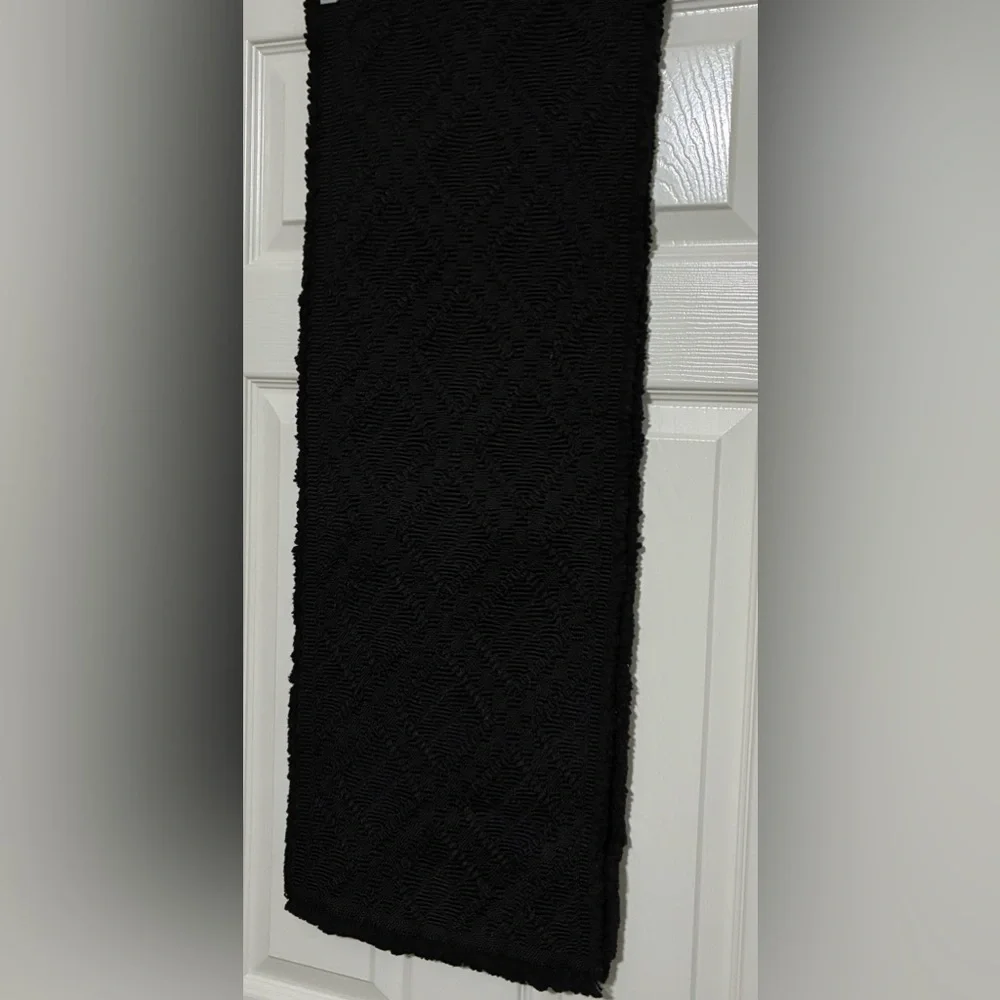 Vintage reversible, jacquard woven table throw 12” x 37” Stark black